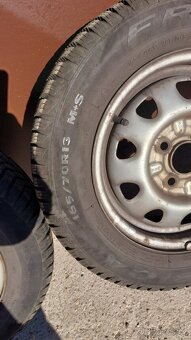 Zimní kola s plechovými disky 165/70 R13 - 2