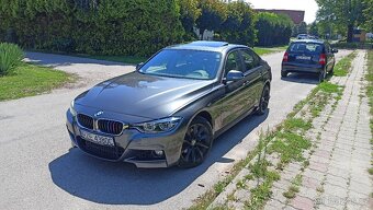 BMW 320i xDrive - 2