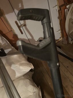 Drzak na kolo thule - 2