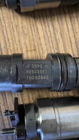 John Deere vstřikovače. - 2