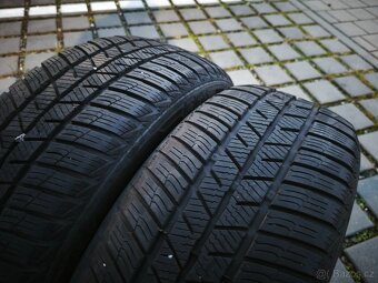 Zimní pneu Barum 205/60R16 - 2