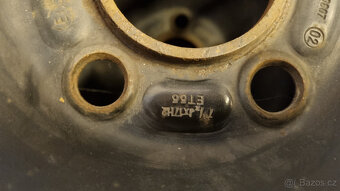 Prodej plechových disků + zimní pneu - 2