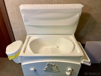 Přebalovací komoda s vaničkou Scarlett Vela - 2