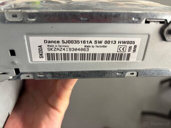 Autorádio Škoda s rámečkem - 2