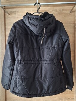 Dámská černá zimní bunda - 2