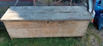 Starožitná dřevěná truhla - 2