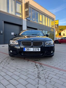 Bmw e92 330d M packet Manual - 2