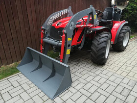 Čelní nakladač pro malotraktor - 2