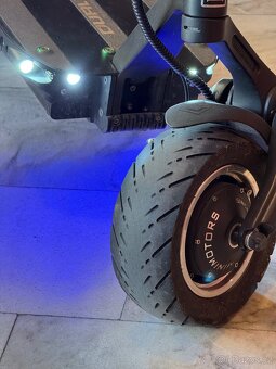 DUALTRON THUNDER 1 - 2