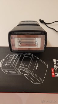 Blesk Neewer TT560 Speedlite - 2