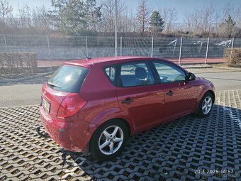 Kia Ceed 1.6 i - 2