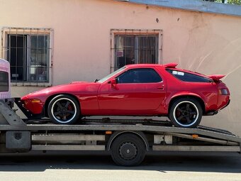 Porsche 928 4,5 manuál r.v.1981 - 2