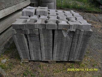 Betonová dlažba -ičko - 2