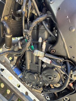 Rozprodam motor N509E z Yamaha R1 04-06 Rn12 na dily - 2