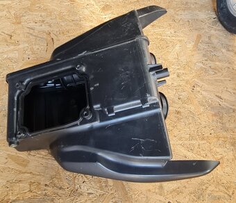 Yamaha MT-07 - Airbox - 2