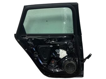 Levé zadní dveře šedá metalíza LZ7L Audi A4 8K sedan 2010 - 2