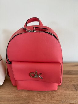 Prodam 2x batoh znacky Calvin klein - 2