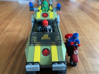 Lego 76017 - Kapitán Amerika vs Hydra - 2