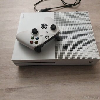 XBOX ONE S - 2