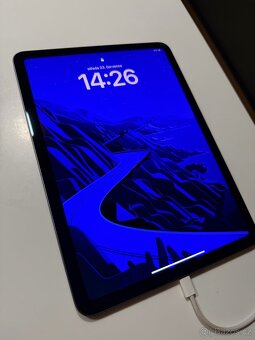 prodám iPad Air 4. generace 64 GB Wi-Fi – Space Gray - 2