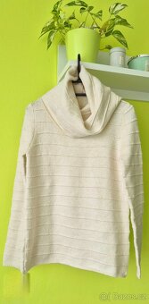 Smetanový rolák se zlatými nitkami - 2