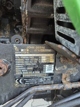 JOHN DEERE 2032 4X4 malotraktor - zimní údržba - 2