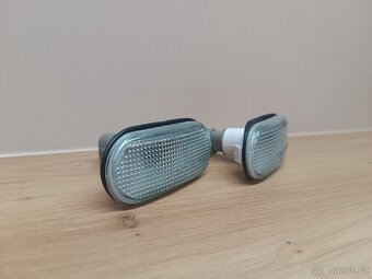 Kouřové boční blikače Škoda Felicia homologace E20 - 2