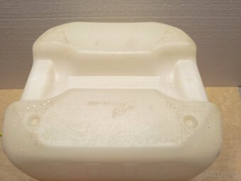 Plastový kanystr - 2