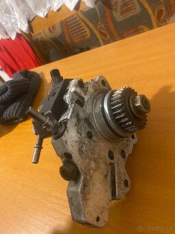 Čerpadlo renault  laguna 2.0 Dci - 2