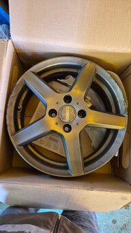 Alu disky Dezent 6Jx15H2 - 2