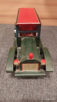 Dřevěná autíčka - 2