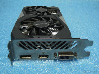 GIGABYTE GeForce GTX 1650 OC 4G – perfektní stav - 2