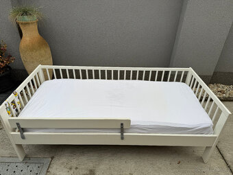 Dětská postýlka Ikea Gulliver + rošt, matrace, příslušenství - 2