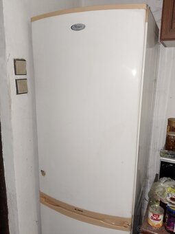 Lednička s mrazákem - 2