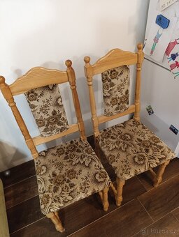 2 ks dřevěných židlí - 2