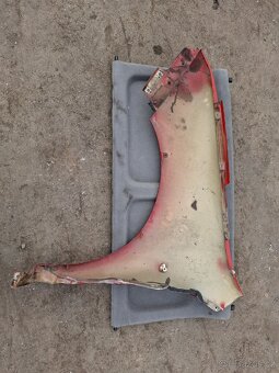 Přední pravý blatník Fabia - 2