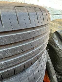 205/55/17 Goodyear - 2