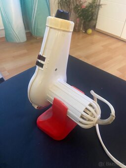 Retro vysoušeč vlasů - 2