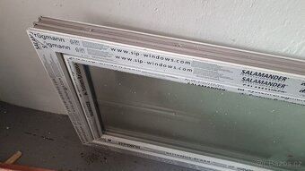 pevný fix - okno - 2