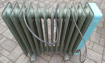 Radiátor olejový 1600 W - 2