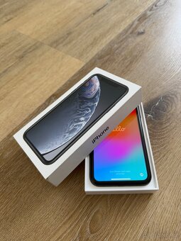 iPhone Xr - 2