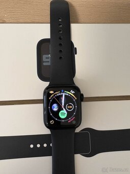 Apple Watch SE 2023 - 2