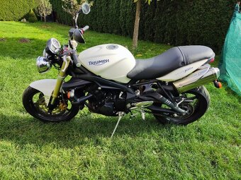 Triumph Street Triple 675 (2007) SUPER CENA - 2