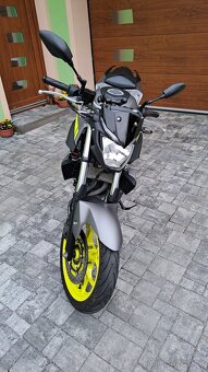 Yamaha MT-03 - 2