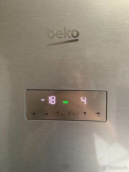 Lednice BEKO MCNA 366E30ZXB - 2