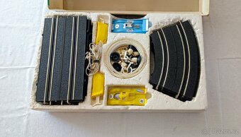 Prodám autodráhu MC Laren z roku 1978 - 2