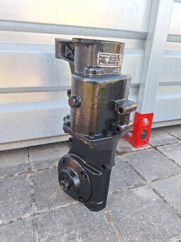 Pluh obracák Vari APH 352 - 2