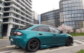 Mazda 323F BA 1995 REAL Street - 2