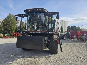 Sklízecí mlátička Rostselmash RSM161 BISO CropRanger VX750TL - 2