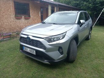 Toyota rav4 hybrid - 2